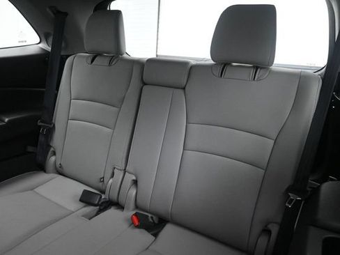 Used 2022 Honda Pilot Touring image 22