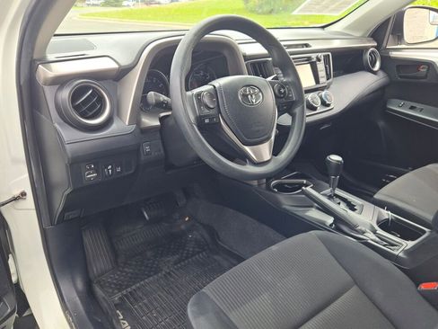 Used 2017 Toyota RAV4 LE w/ All Weather Liner Package AWD/4WD image 20