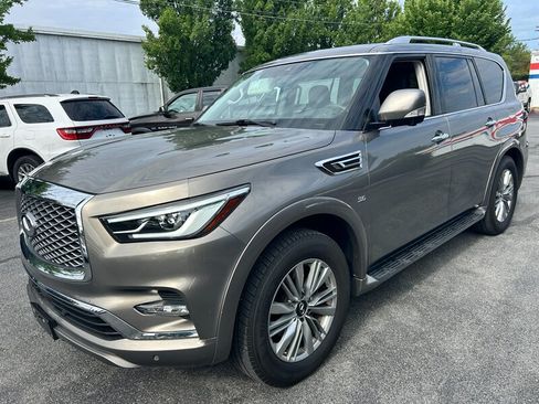 Used 2018 INFINITI QX80 4WD w/ Driver Assistance Package image 7