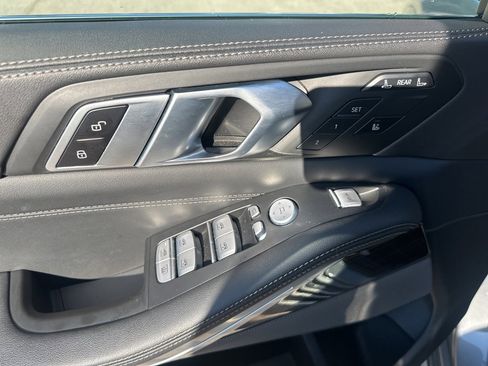 Used 2024 BMW X7 xDrive40i image 26