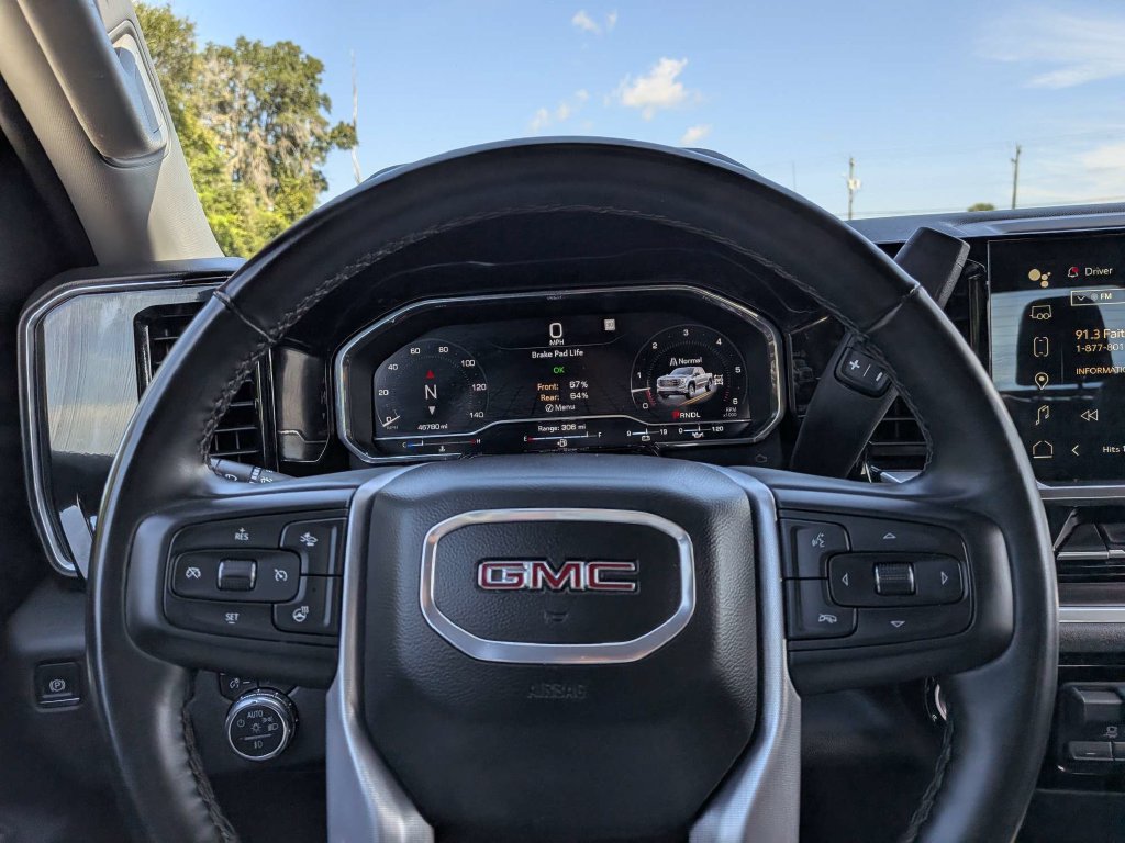 Used 2025 GMC Sierra 1500 SLT AWD/4WD image 20