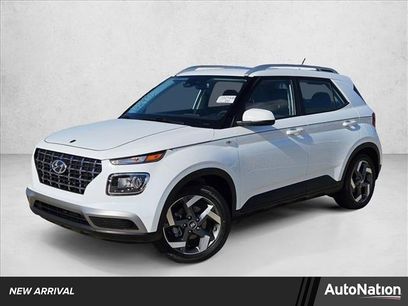 Used 2025 Hyundai Venue SEL
