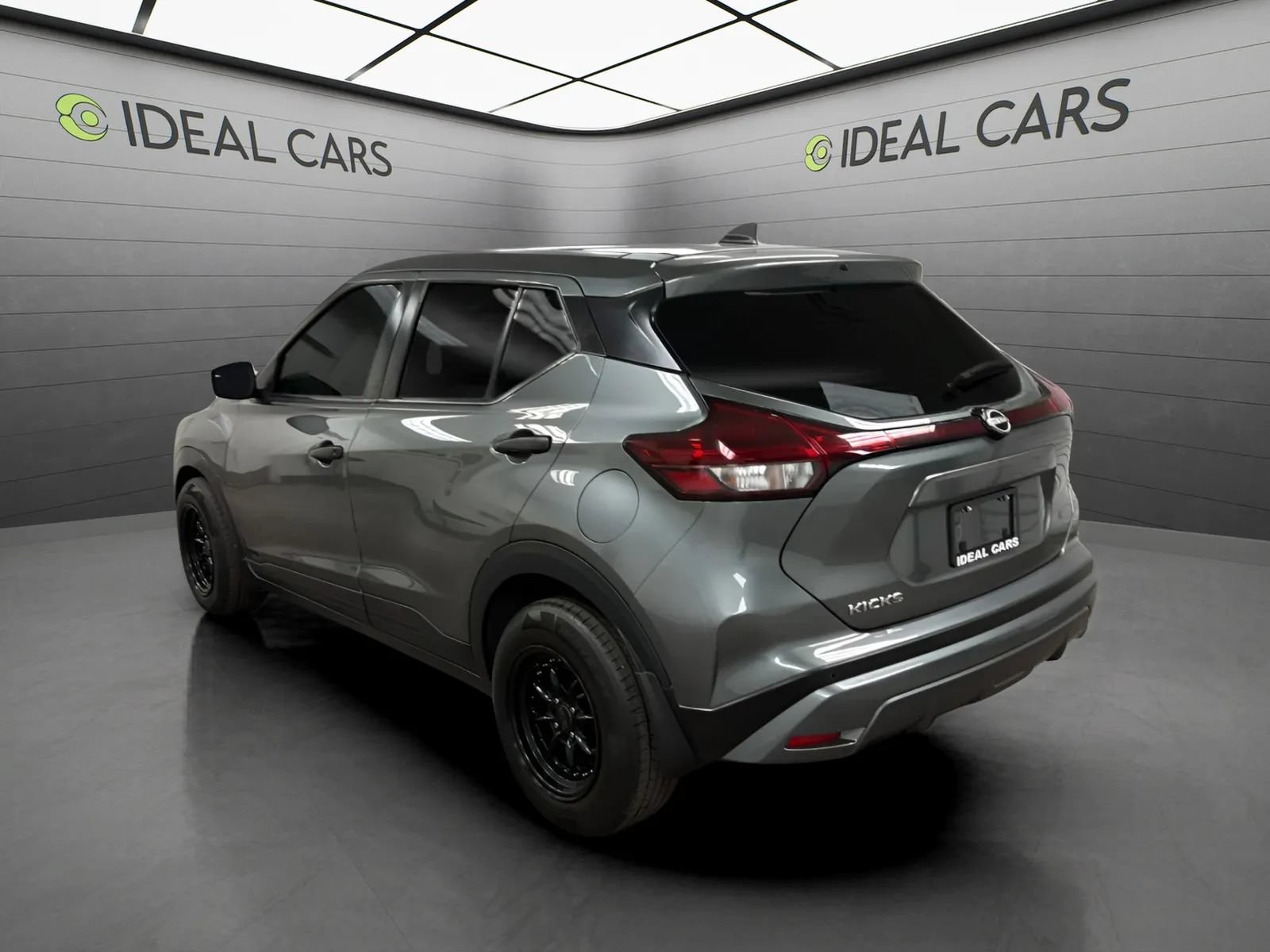 Used 2024 Nissan Kicks S FWD image 7
