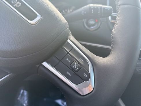 New 2026 Jeep Compass Latitude image 21