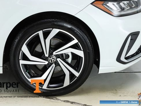 Used 2025 Volkswagen Jetta SEL FWD image 52