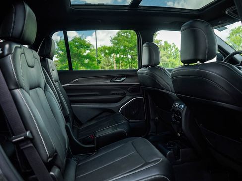 New 2026 Jeep Grand Cherokee L Limited AWD/4WD image 13
