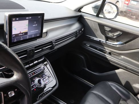 Used 2020 Lincoln Corsair FWD image 20