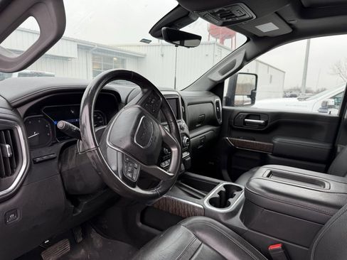 Used 2021 GMC Sierra 2500 Denali w/ Denali Ultimate Package image 12