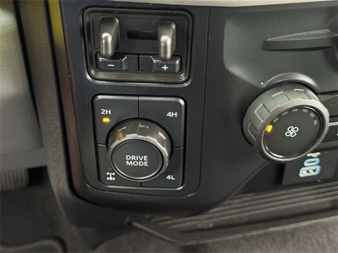 Certified 2024 Ford F250 XLT w/ FX4 Off-Road Package image 19