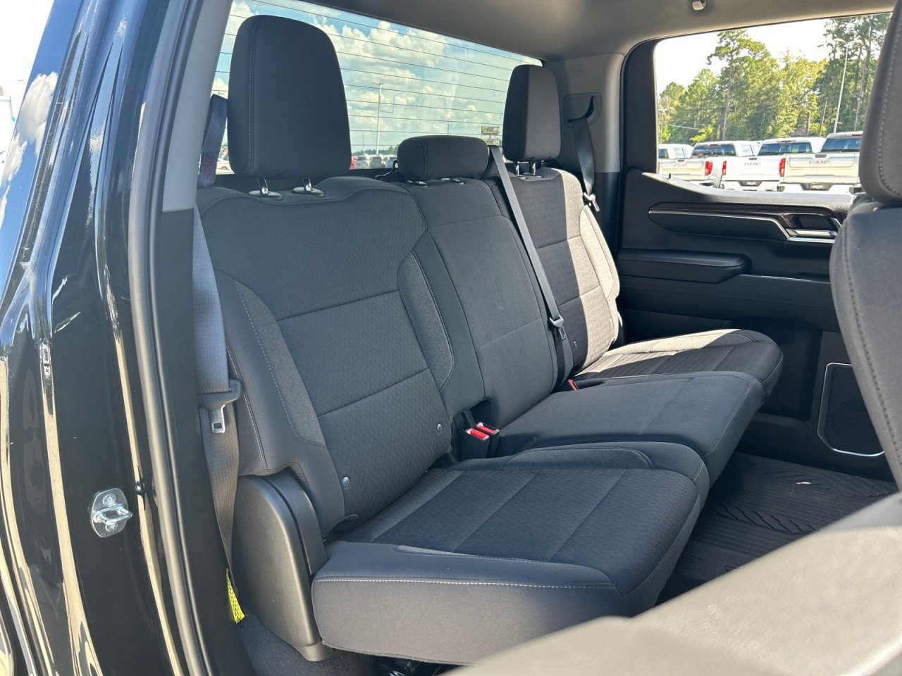 Used 2023 Chevrolet Silverado 1500 LT Trail Boss AWD/4WD image 19