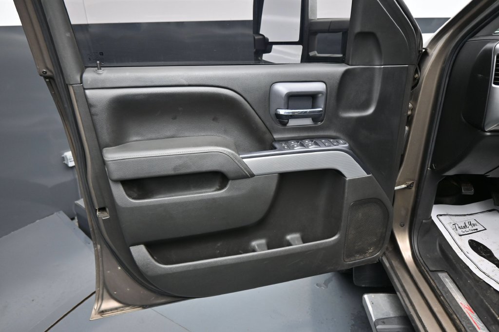 Used 2015 Chevrolet Silverado 1500 LT w/ All Star Edition AWD/4WD image 11