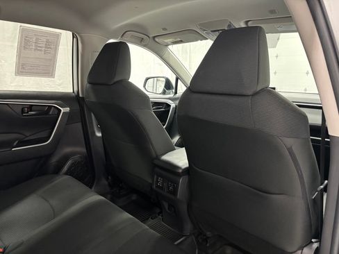 Used 2025 Toyota RAV4 LE AWD/4WD image 53