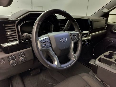 Used 2023 Chevrolet Silverado 1500 RST w/ Z71 Off-Road Package image 4