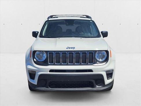 Used 2021 Jeep Renegade Sport w/ Sport Appearance Group image 2