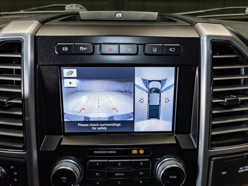 Used 2019 Ford F250 Platinum w/ Platinum Ultimate Package image 22