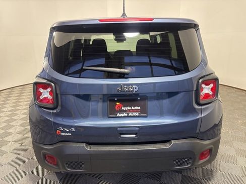 Certified 2023 Jeep Renegade Latitude image 5