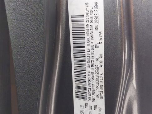 Certified 2018 Jeep Wrangler Unlimited Sport S image 40