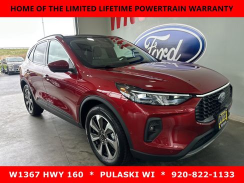 Used 2024 Ford Escape Platinum w/ Premium Technology Package AWD/4WD image 3