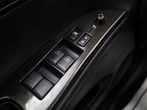 Used 2010 INFINITI EX35 Journey RWD image 36