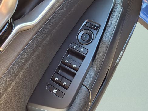 New 2026 Kia Sportage X-Line w/ X-Line Technology Package image 9