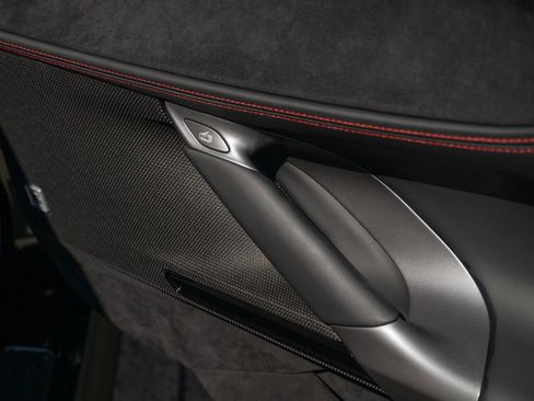 Certified 2022 Ferrari SF90 Stradale Base image 50