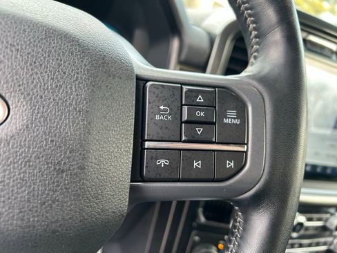 Certified 2022 Ford F150 Lariat w/ Equipment Group 502A High image 26