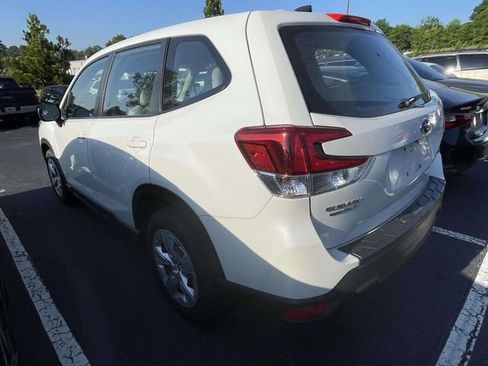 Used 2024 Subaru Forester AWD/4WD image 9