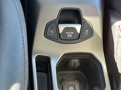 Used 2020 Jeep Renegade Altitude image 18