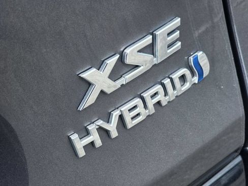 Used 2024 Toyota RAV4 XSE w/ Advanced Technology Package AWD/4WD image 6