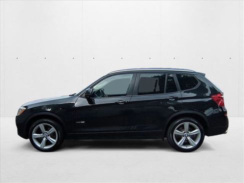Used 2017 BMW X3 xDrive28i image 9