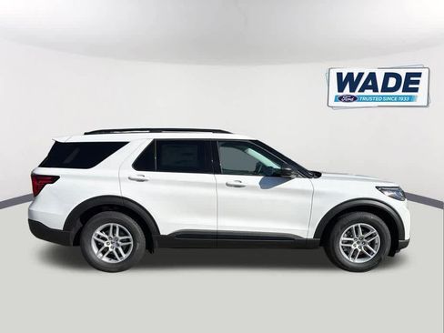 New 2026 Ford Explorer Active image 4