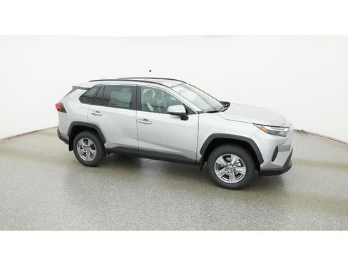 New 2025 Toyota RAV4 XLE image 12