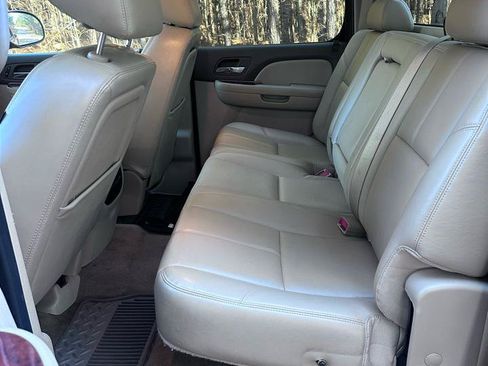 Used 2013 Chevrolet Silverado 1500 LTZ w/ Suspension Package, Off-Road AWD/4WD image 18