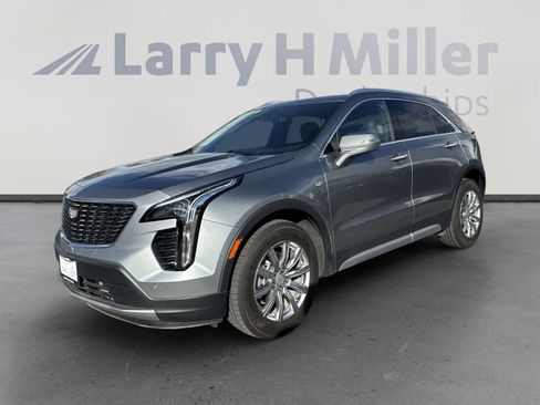 Used 2023 Cadillac XT4 Premium Luxury image 4
