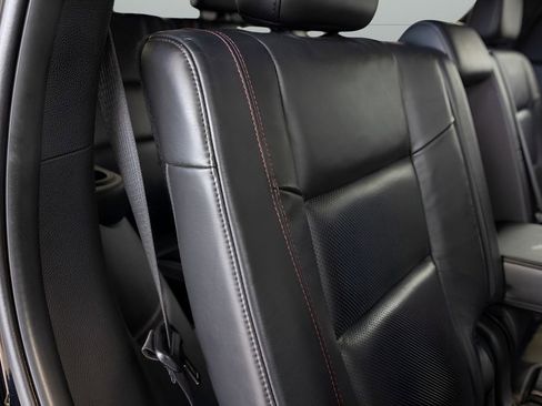 Used 2022 Dodge Durango R/T w/ Blacktop Package AWD/4WD image 86