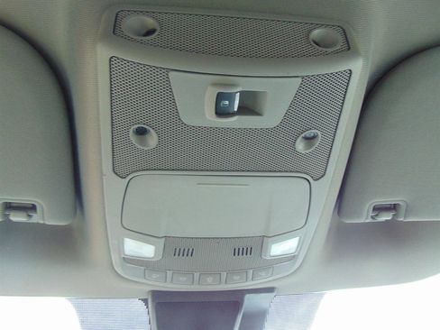 Used 2020 Ford F150 Lariat image 23