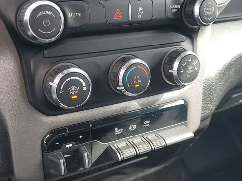 Used 2020 RAM 2500 Tradesman image 26