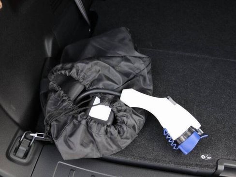 Used 2025 Mitsubishi Outlander SE image 7