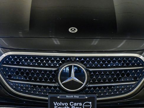 Used 2025 Mercedes-Benz E 450 4MATIC All-Terrain Wagon image 8