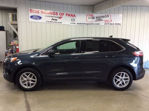 Used 2024 Ford Edge SEL w/ Convenience Package image 2