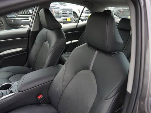Used 2023 Toyota Camry XLE w/ Protection Package (Q2) (TMS) FWD image 10