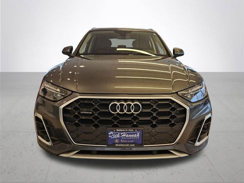 Used 2023 Audi Q5 2.0T Premium w/ Convenience Package image 3