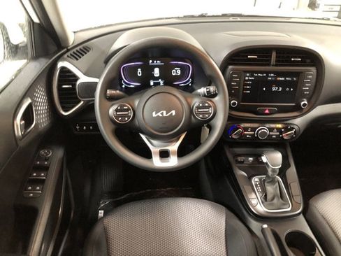New 2025 Kia Soul LX w/ LX Technology Package image 25