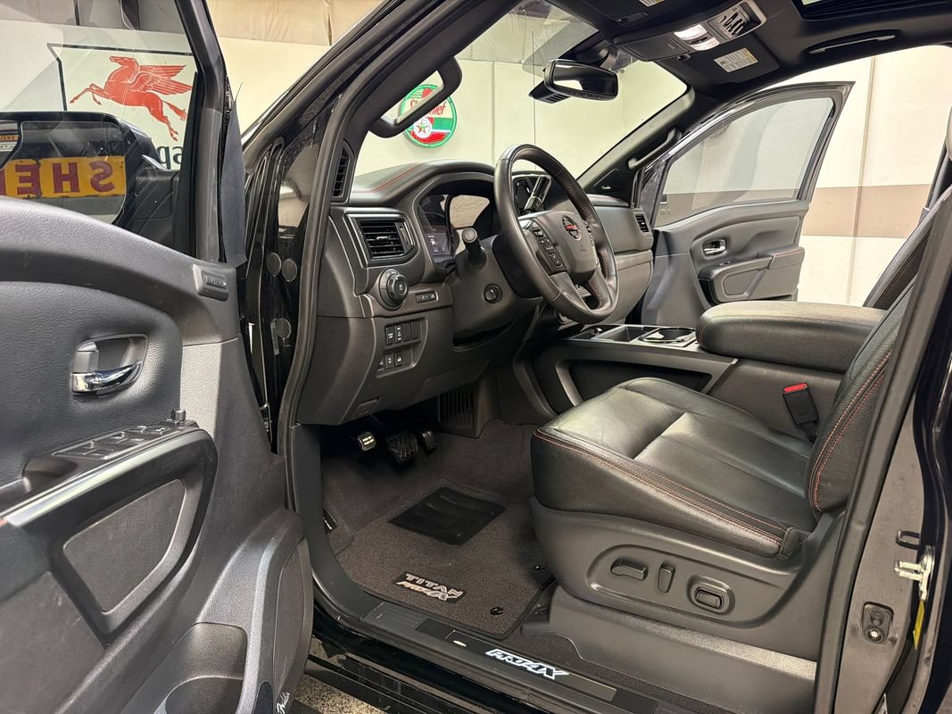 Used 2021 Nissan Titan PRO-4X w/ Pro-4x Convenience Package AWD/4WD image 26