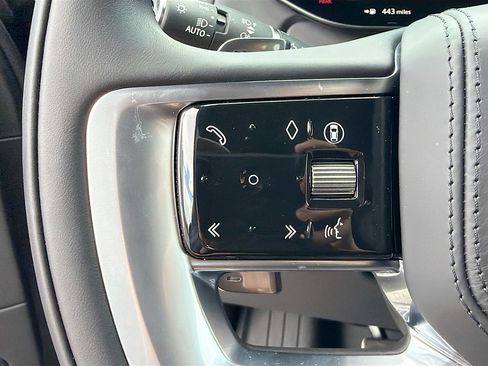New 2026 Land Rover Range Rover SE AWD/4WD image 38
