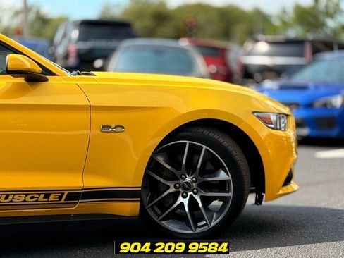 Used 2017 Ford Mustang GT RWD image 9