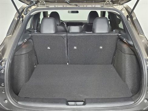 New 2026 Nissan Kicks SR w/ Cold Weather Package AWD/4WD image 19
