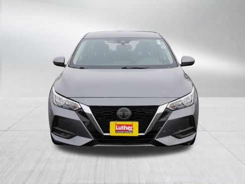 Used 2022 Nissan Sentra S image 2
