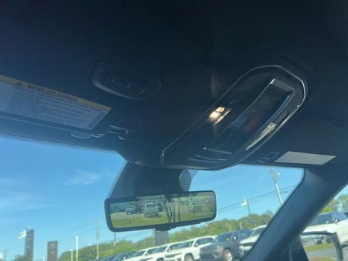 New 2025 Jeep Grand Cherokee Limited w/ Luxury Tech Group II image 15