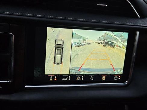 Used 2023 GMC Yukon Denali Ultimate w/ LPO, Floor Liner Package AWD/4WD image 11